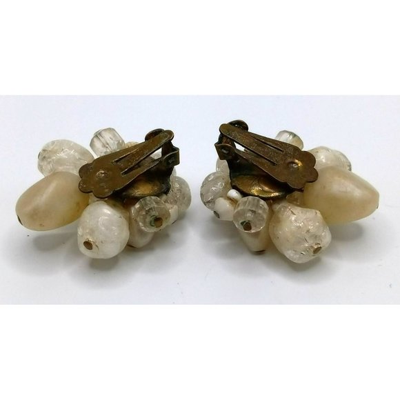 Vintage West‎ Germany Marked Bead Cluster Clip On Earrings - Picture 3 of 6